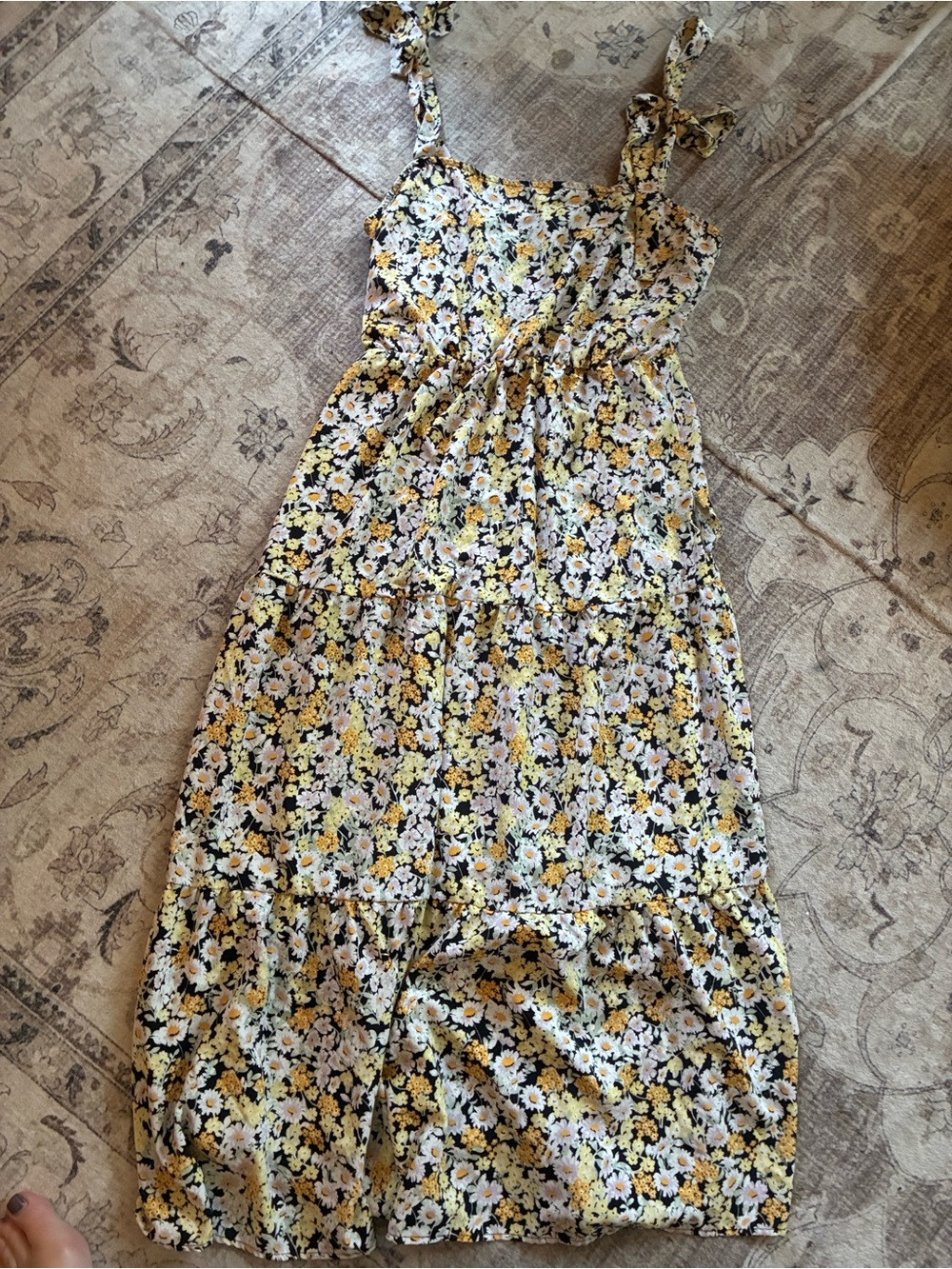Social Standard by Sanctuary Yellow and White Floral Maxi Dress Boho